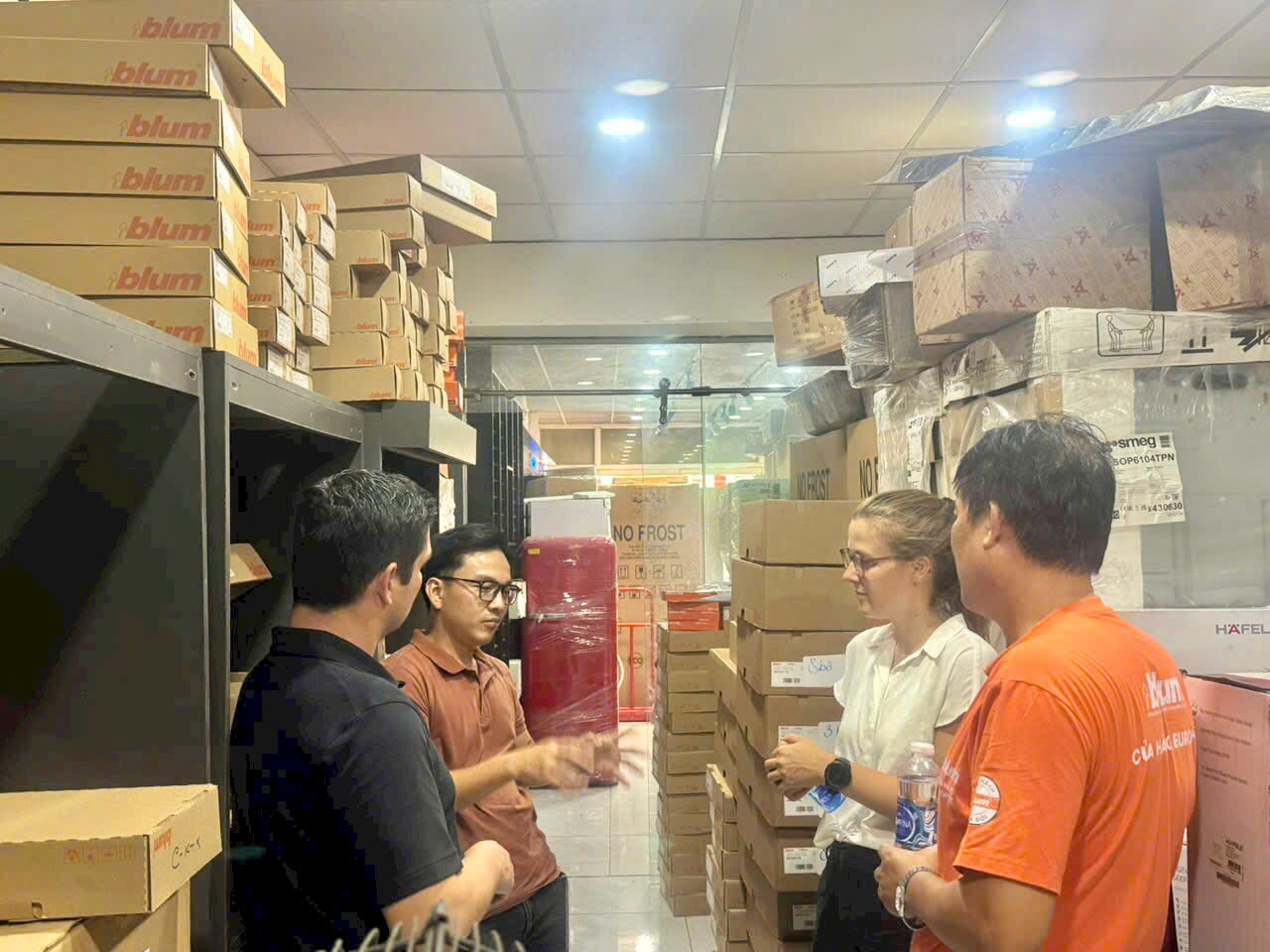 Tay nâng Blum HF Top chính hãng, giá tốt