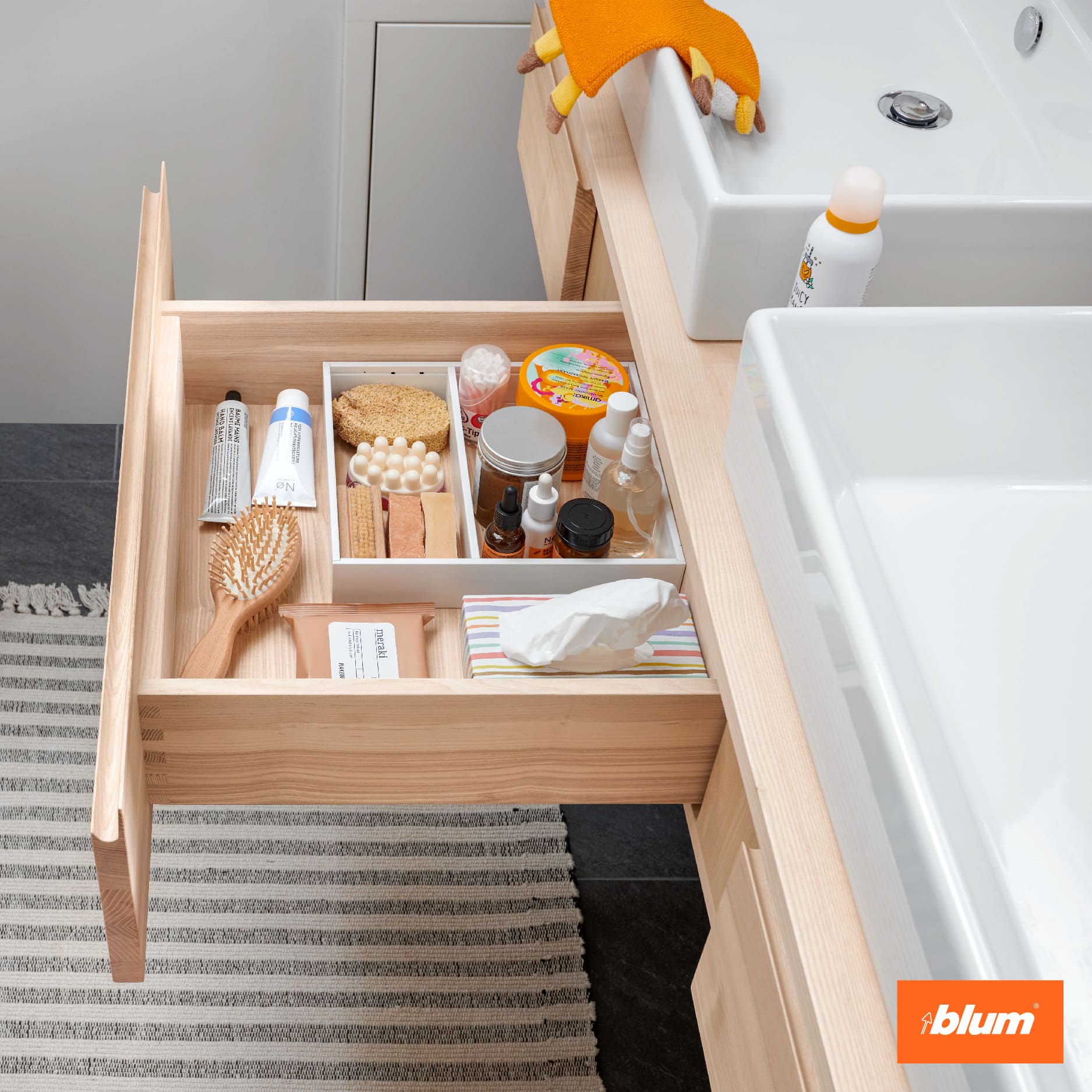 Phụ kiện bếp Blum