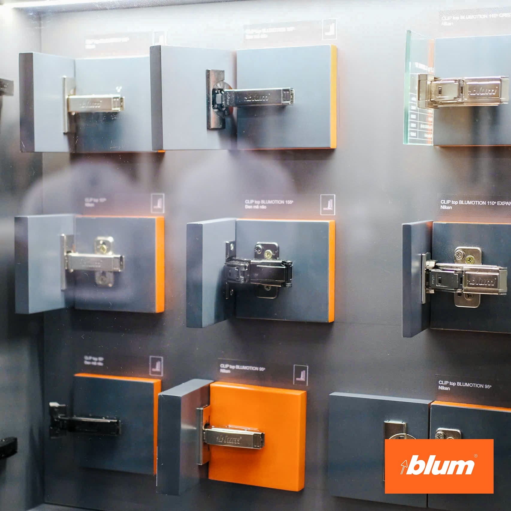 Giá Bản lề Blum